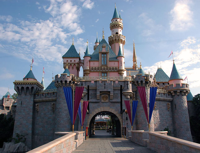 disneyland-castle.jpg