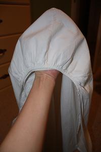 how to fold fitted sheets