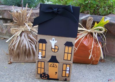 Halloween Craft Ideas  Grade on Preschool Crafts For Kids   Halloween Paper Bag Haunted House Craft