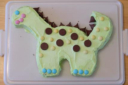 easy dinosaur cake