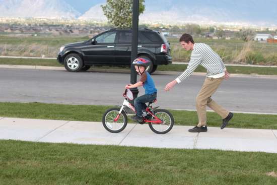 best way to teach how to ride a bike